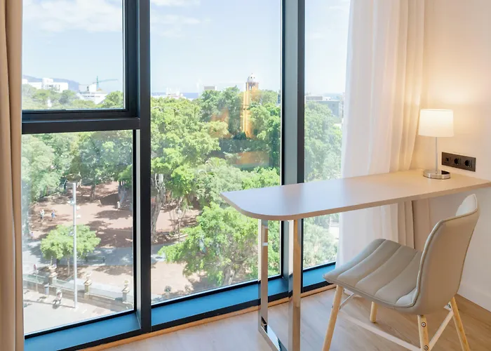 Innside Tenerife Cruz מלון 4*